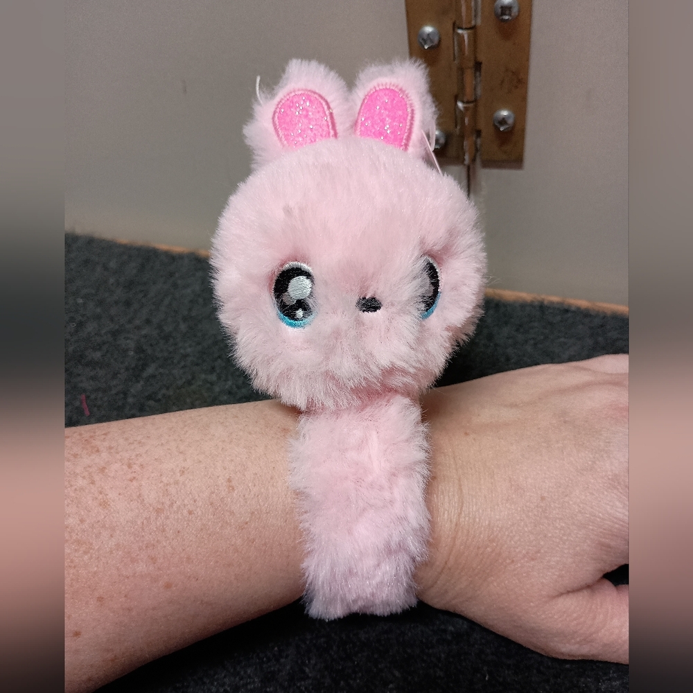 NWT Na!Na!Na! Surprise Pom Slap Band - Pink Bunny